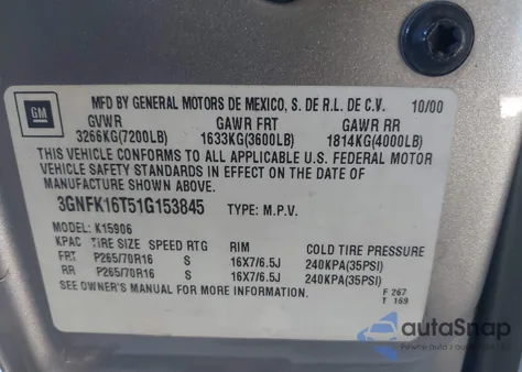 2001 Chevrolet Suburban 1500 Lt z USA, uszkodzony, nr VIN 3GNFK16T51G153845